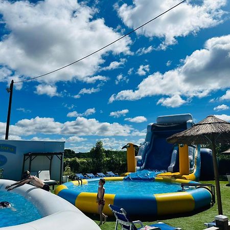 Camping Paradis Family Les Rives De L'Herault 지그낙 외부 사진