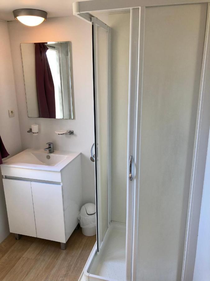 Camping Paradis Family Les Rives De L'Herault 지그낙 외부 사진