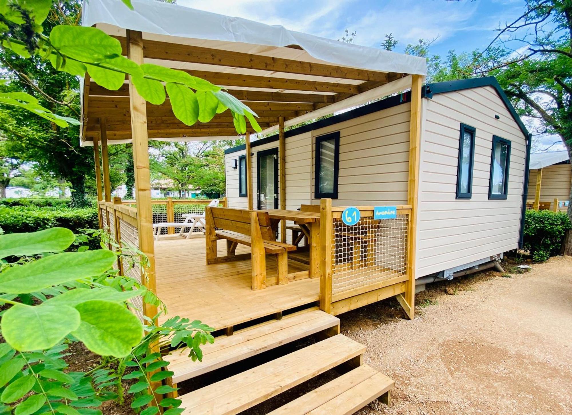 Camping Paradis Family Les Rives De L'Herault 지그낙 외부 사진