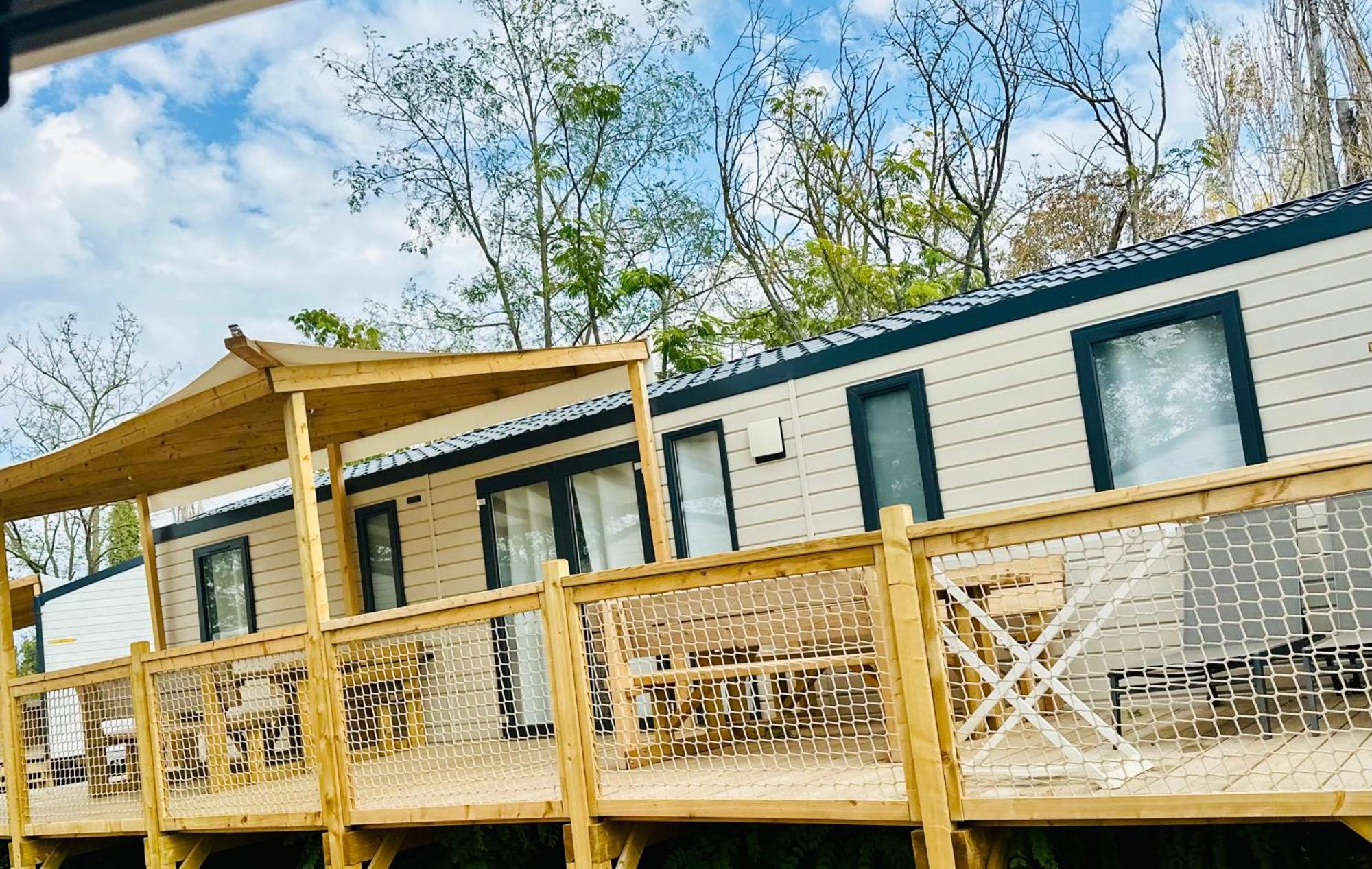 Camping Paradis Family Les Rives De L'Herault 지그낙 외부 사진