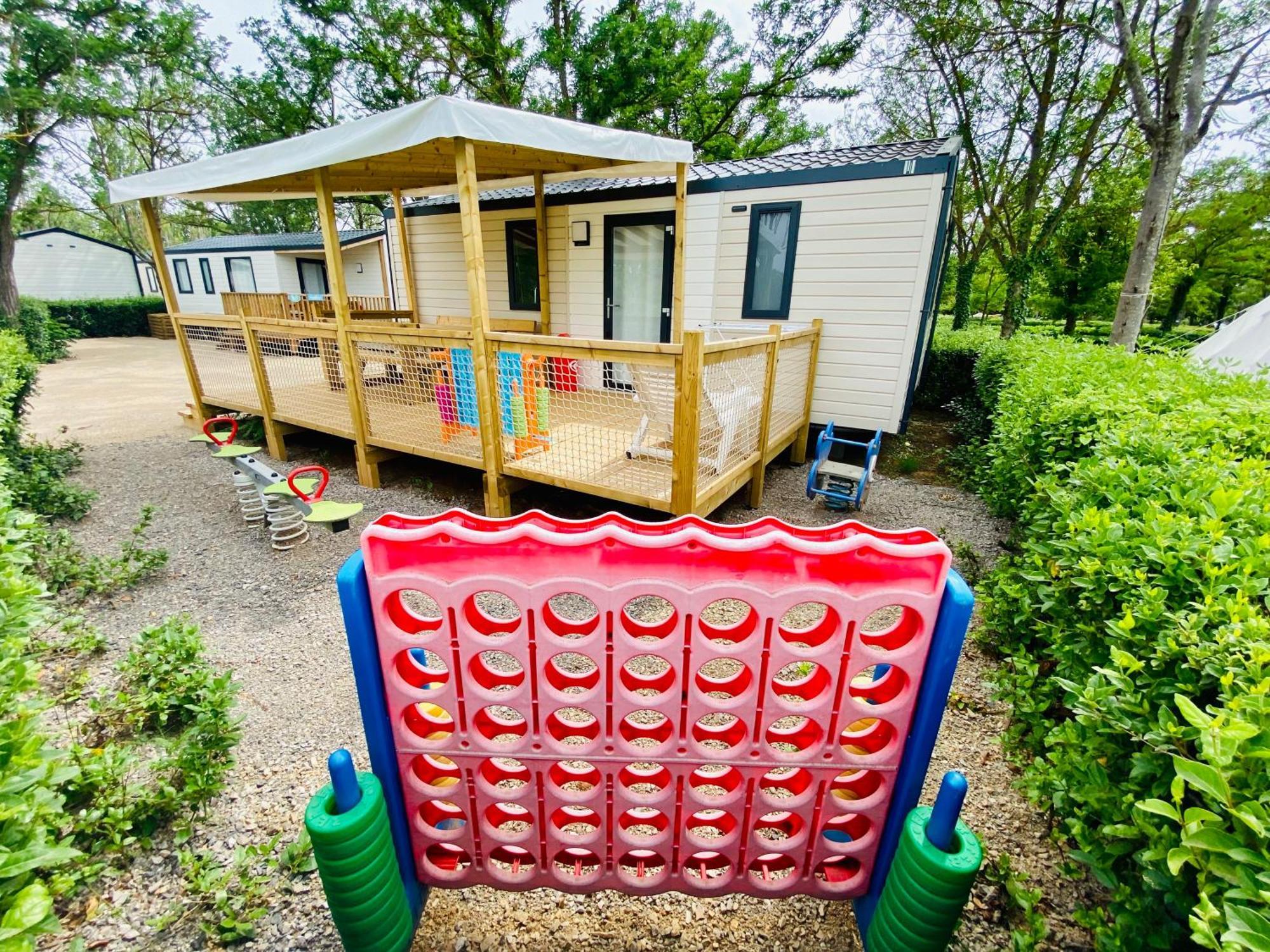Camping Paradis Family Les Rives De L'Herault 지그낙 외부 사진