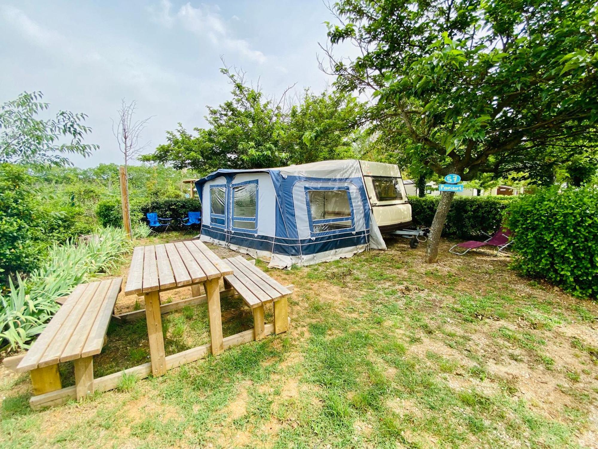 Camping Paradis Family Les Rives De L'Herault 지그낙 외부 사진
